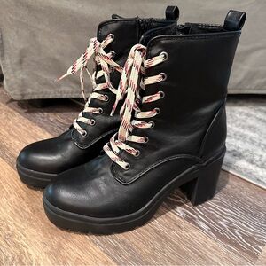 Rouge Helium Womens Regal Platform Lace Up Combat Boots Size 8 Black Side Zip